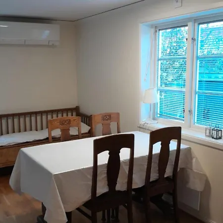 Central Laegenhet I 1700-Talshus Västervik Zimmer foto